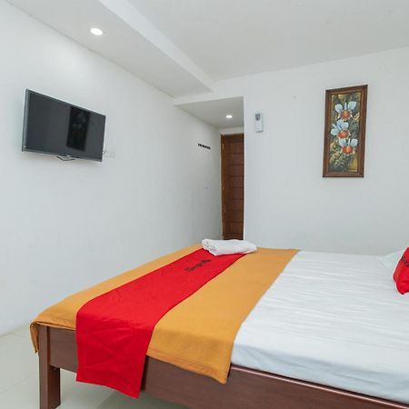 Reddoorz Syariah At Wisma Djokorio Poncokusumo Malang Ngoại thất bức ảnh