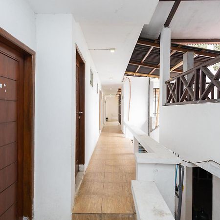 Reddoorz Syariah At Wisma Djokorio Poncokusumo Malang Ngoại thất bức ảnh