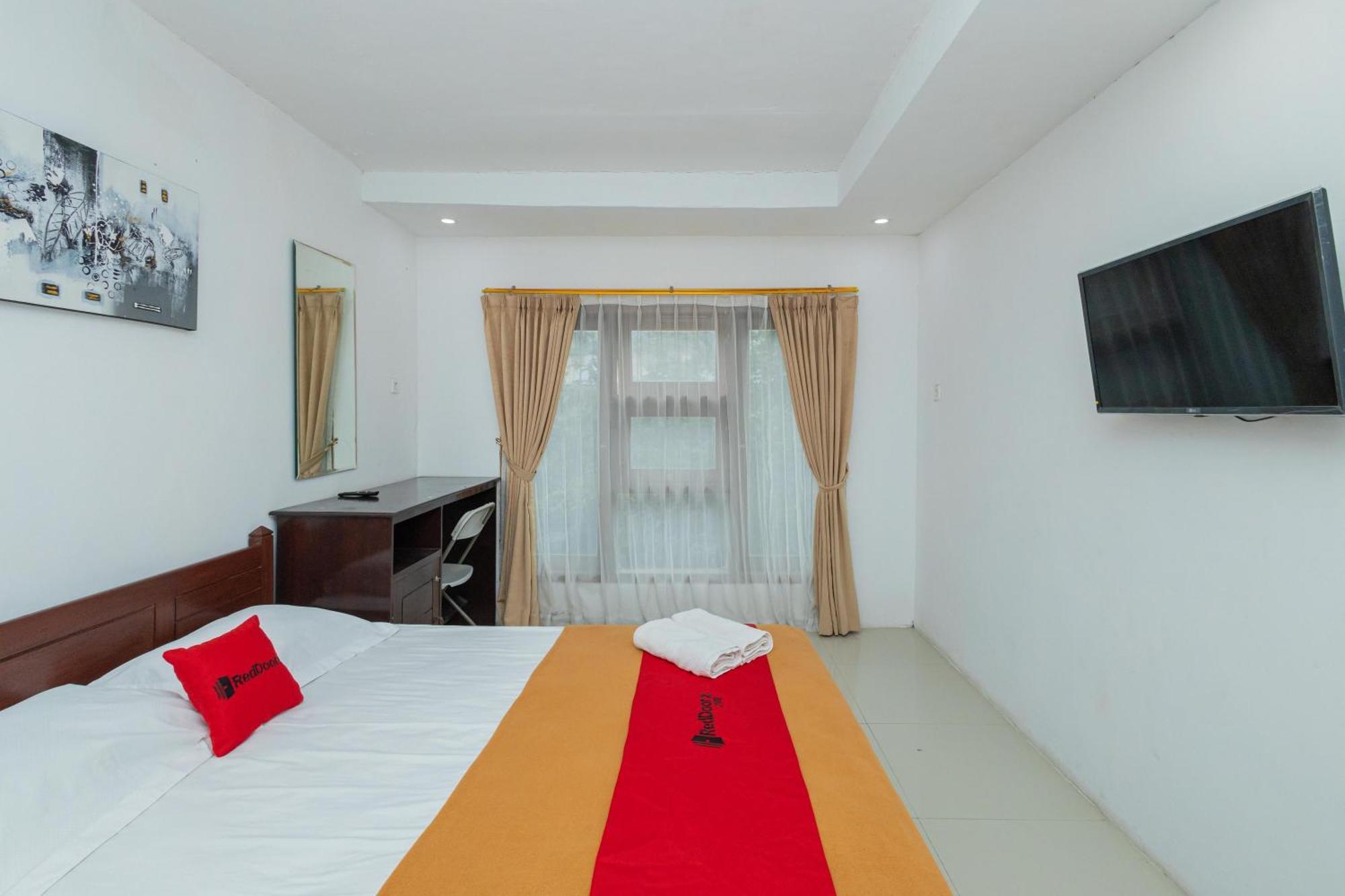 Reddoorz Syariah At Wisma Djokorio Poncokusumo Malang Ngoại thất bức ảnh